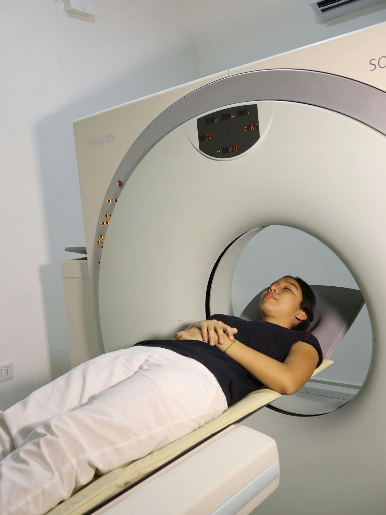 DEXA body composition scan showing detailed body fat and muscle analysis at Plus10 Longevity and Performance Center